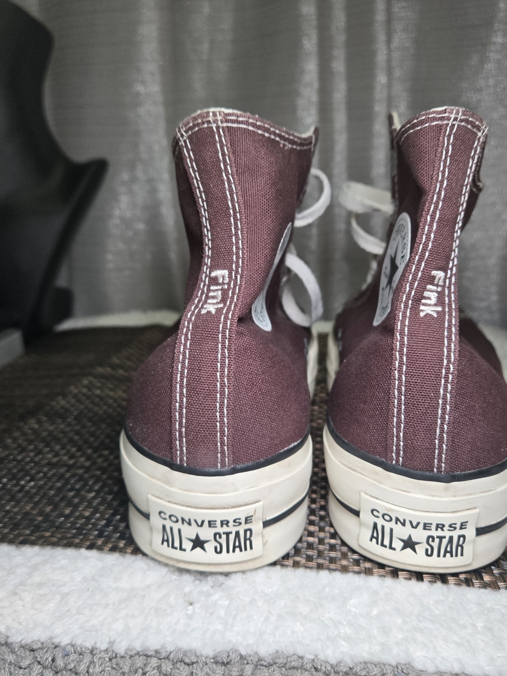 Converse High Top Sneakers Brown with White Accents - Picture 6 of 6